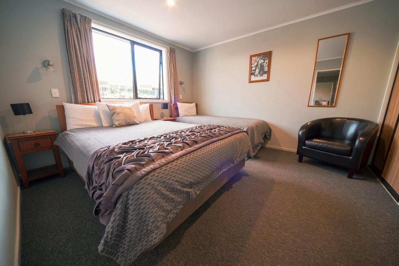 Coronation Park Holiday Park แอชเบอร์ตัน ภายนอก รูปภาพ