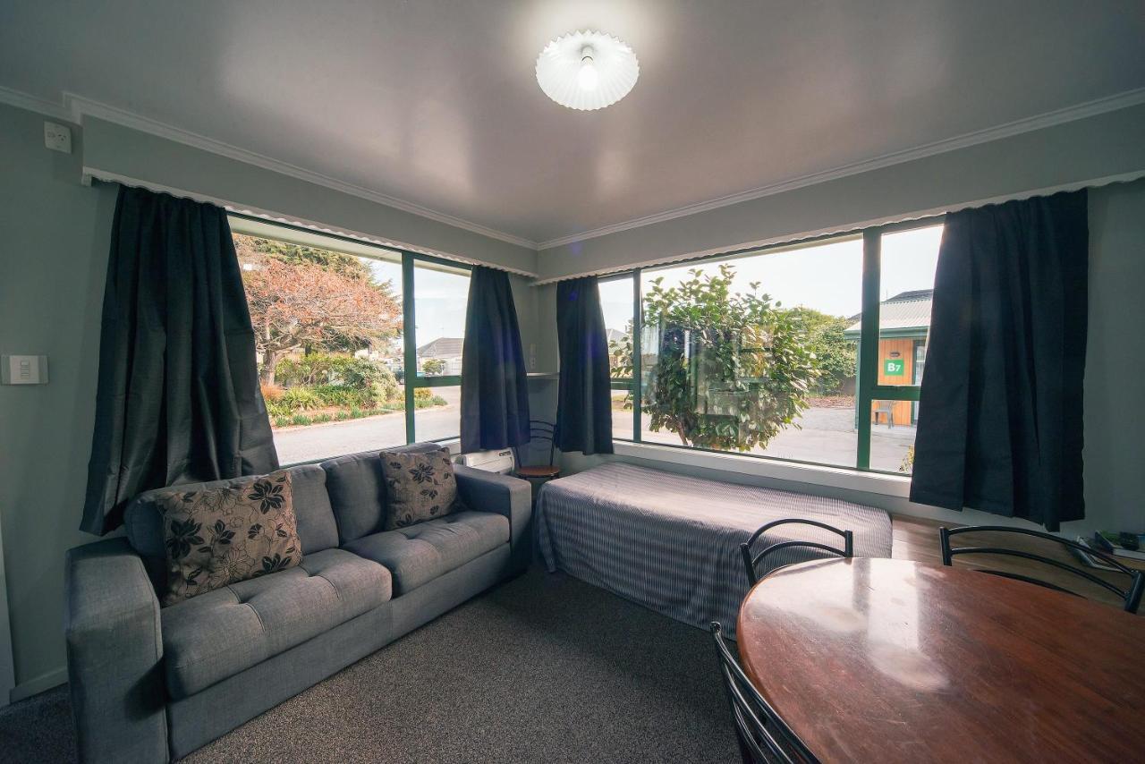 Coronation Park Holiday Park แอชเบอร์ตัน ภายนอก รูปภาพ
